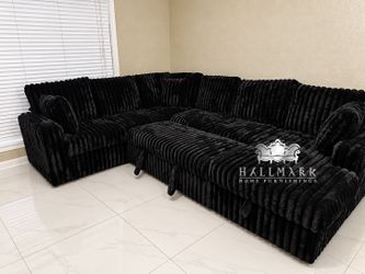 Pullout Bed/Storage/USB - Fluffy Sectionals
