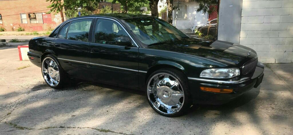02 BUICK PARK AVENUE ON 24S