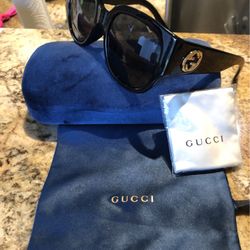 Auth Gucci  Sunny In A Double https://offerup.co/faYXKzQFnY?$deeplink_path=/redirect/