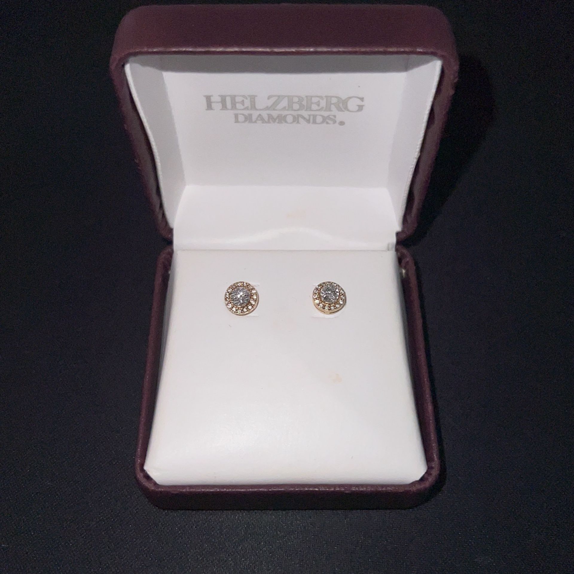 Diamond Stud Earrings 1/4ct With 10k Gold