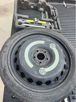 Audi  A4  spare tires, jack and tools