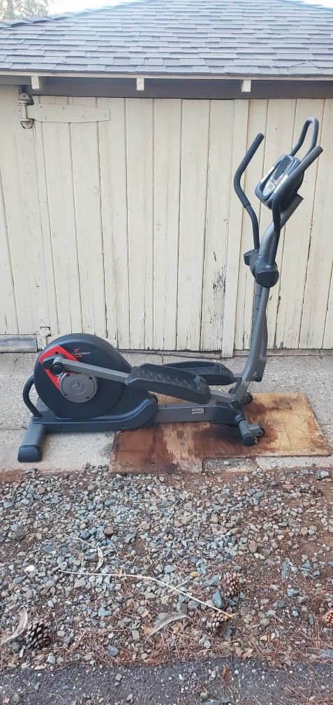Elliptical exercise Machine 