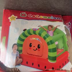 Cocomelon Bounce House/jumper
