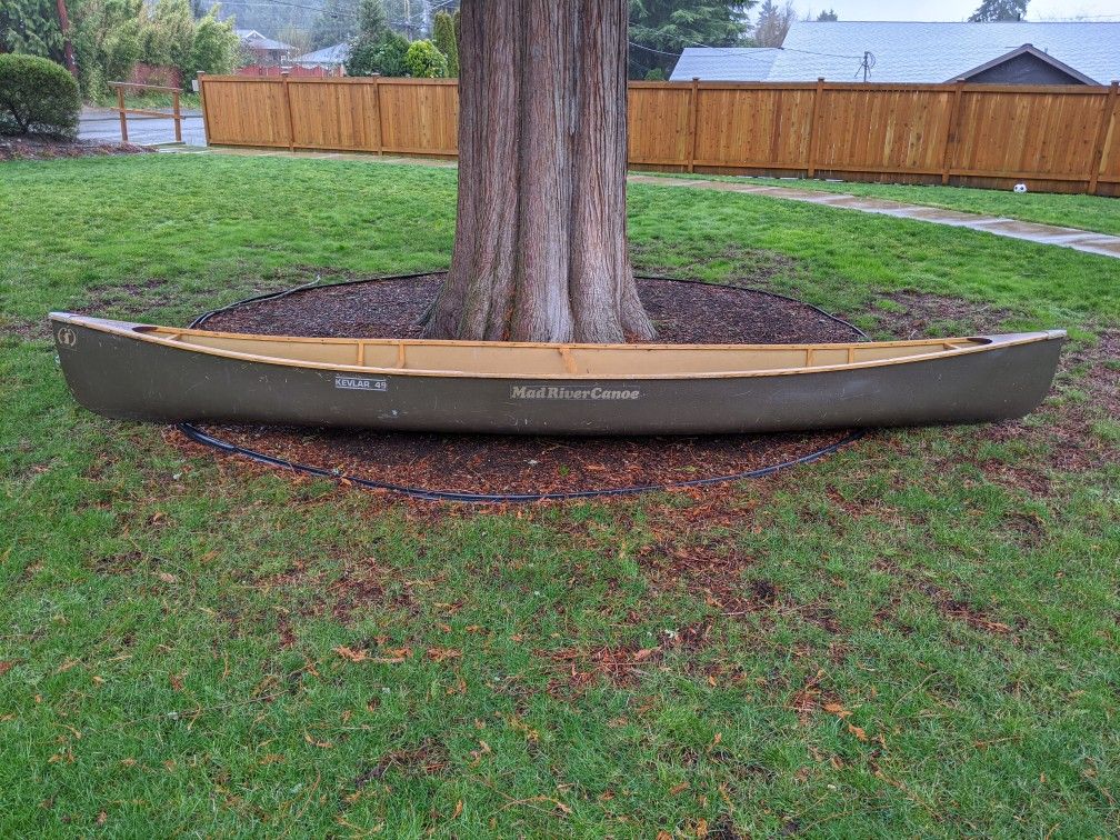 1983 Mad River Explorer Kevlar 16' Canoe - OBO for Sale in Mountlake ...