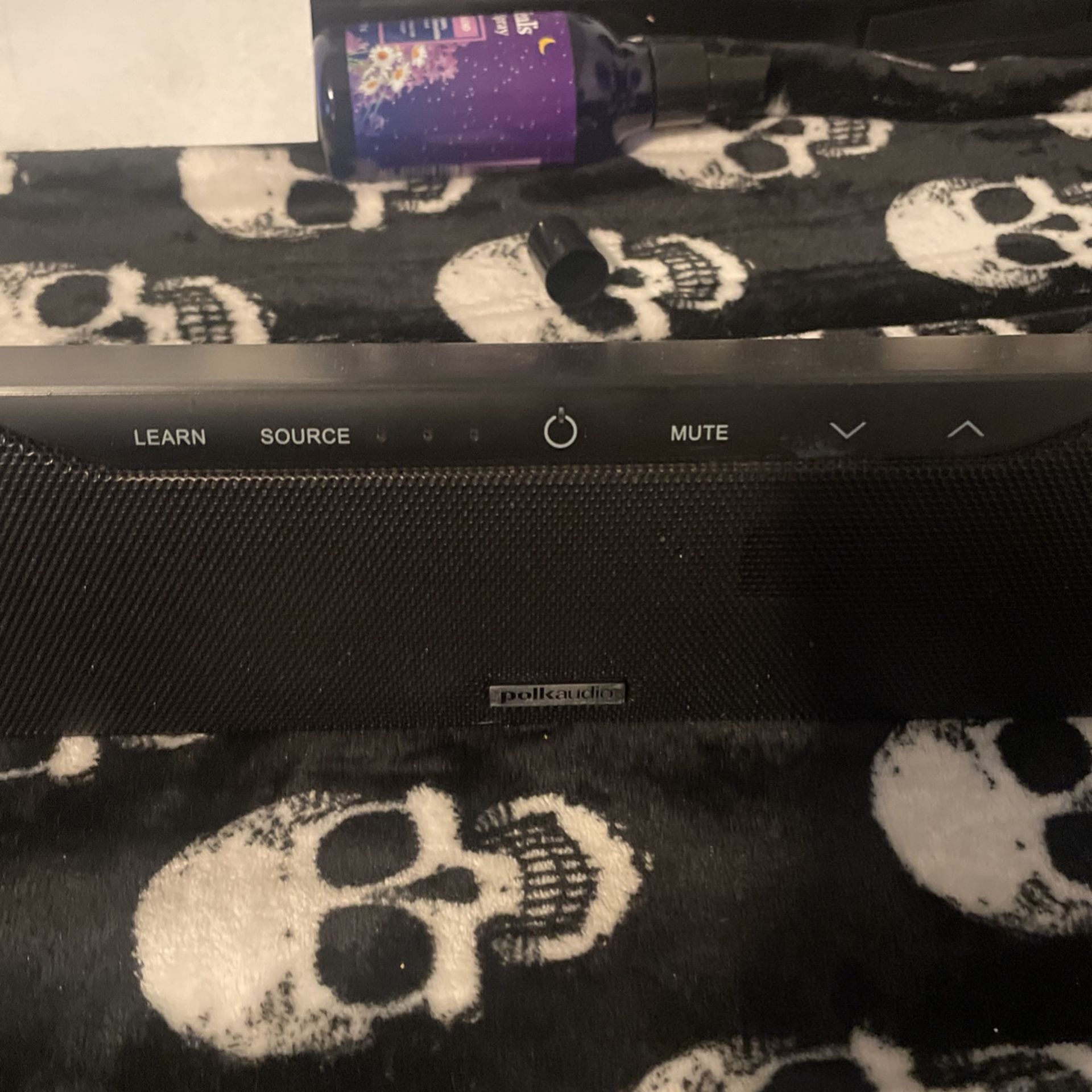 Polk ball soundbar