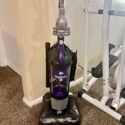 Vacuume Like New 