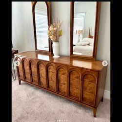  Thomasville Sculptural 'Acrhed' 9 Drawer Dresser Walnut, Olive Burl, Travertine