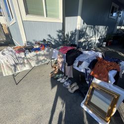 Ropa Y Juguetes Y Más 