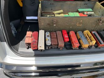 Train cars Lionel 1930s, 1940s