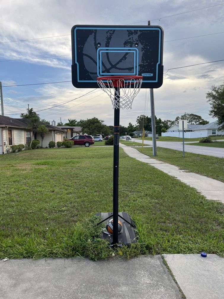 Basketball Hoop For Sale