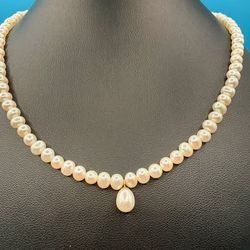 14K Gold Pearl Necklace with Drop Pendant