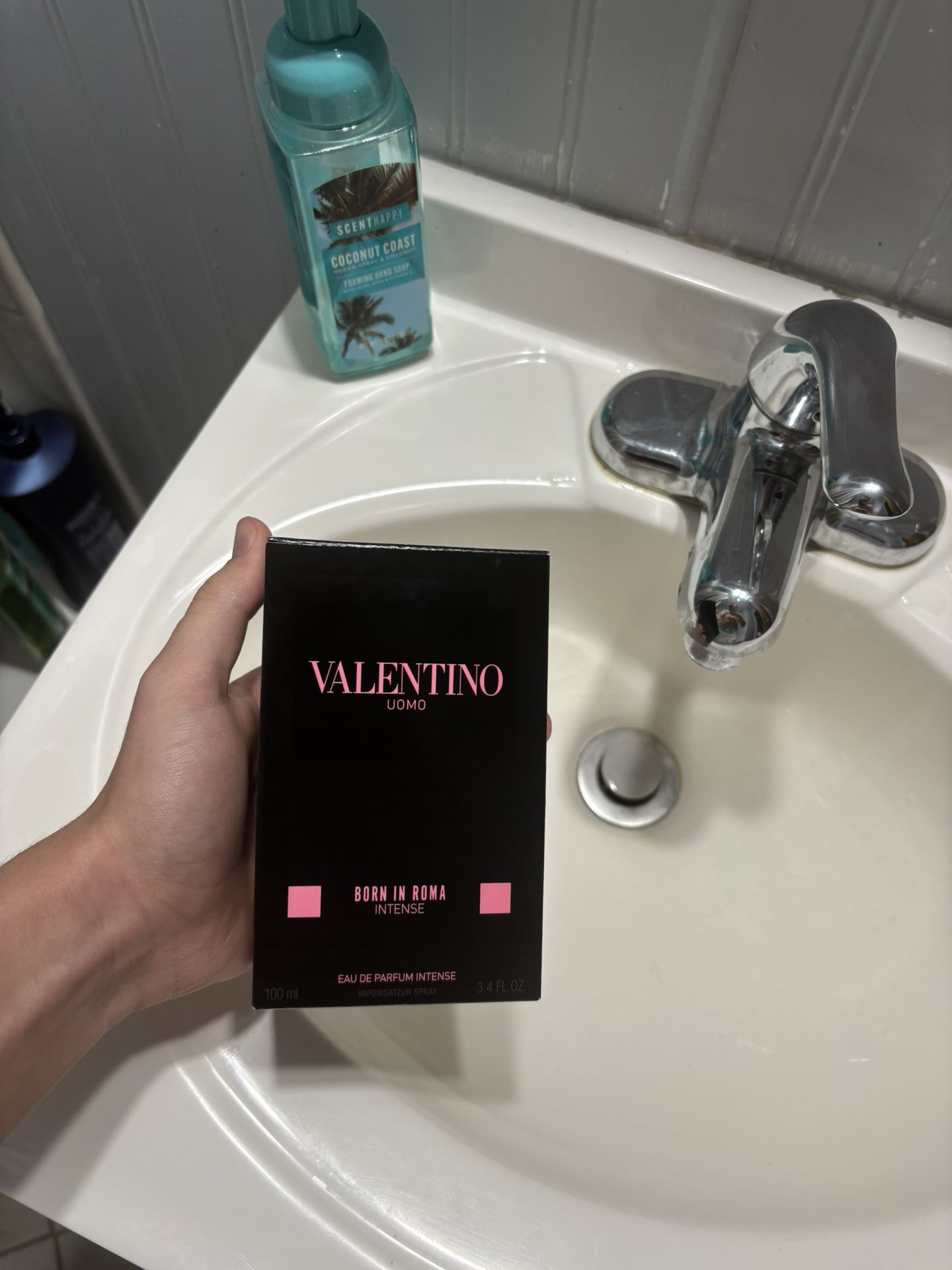 Valentino Perfume