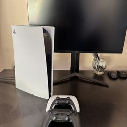 PS5 W/ Gaming Monitor