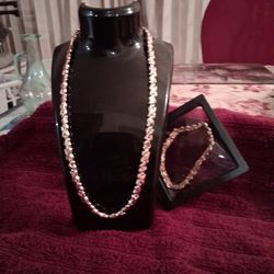 Gold Plated Neckalace And Braclet Set