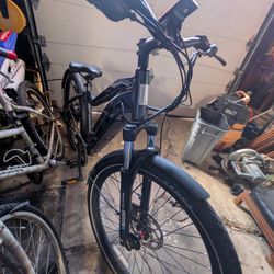 Aventon Level 3 Size M 1st Gen