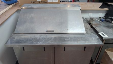 commercial sandwich/Salad prep cooler