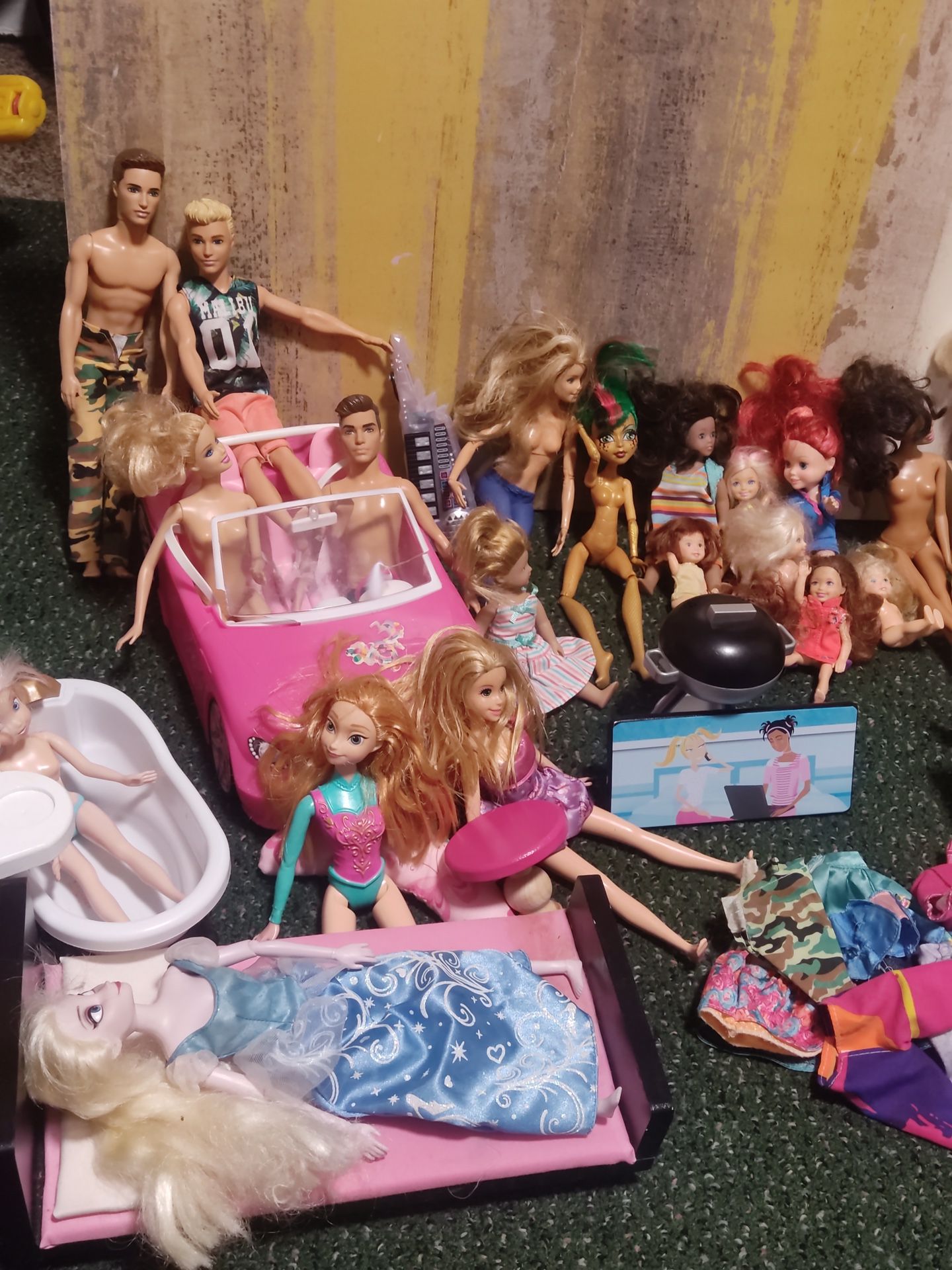 Barbie Dolls And Ken Dolls