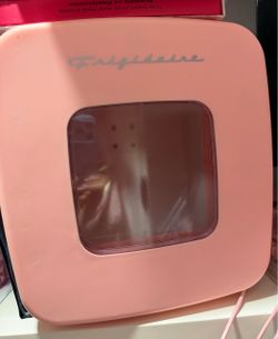 Mini fridge