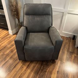 Ashley Next-Gen Power Recliner- Perfect Condition! 