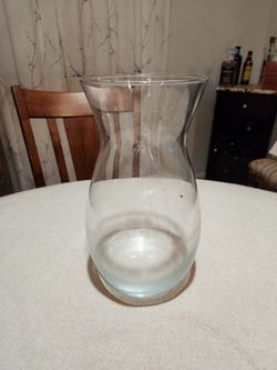 Glass vase