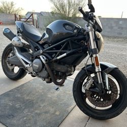 2009 Ducati Monster 5000obo