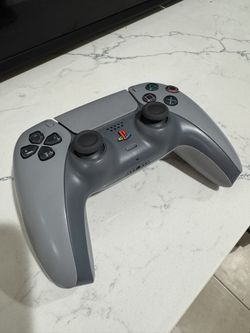 Playstation 5 30th Anniversary Edition Controller