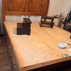 Solid Queen Bed Frame  With Storage And Set Of Steps