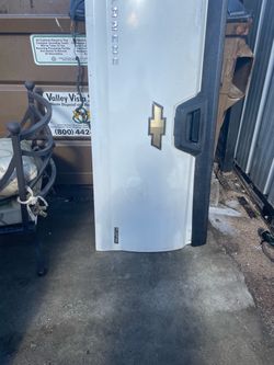 07-13 Chevy avalanche tail gate