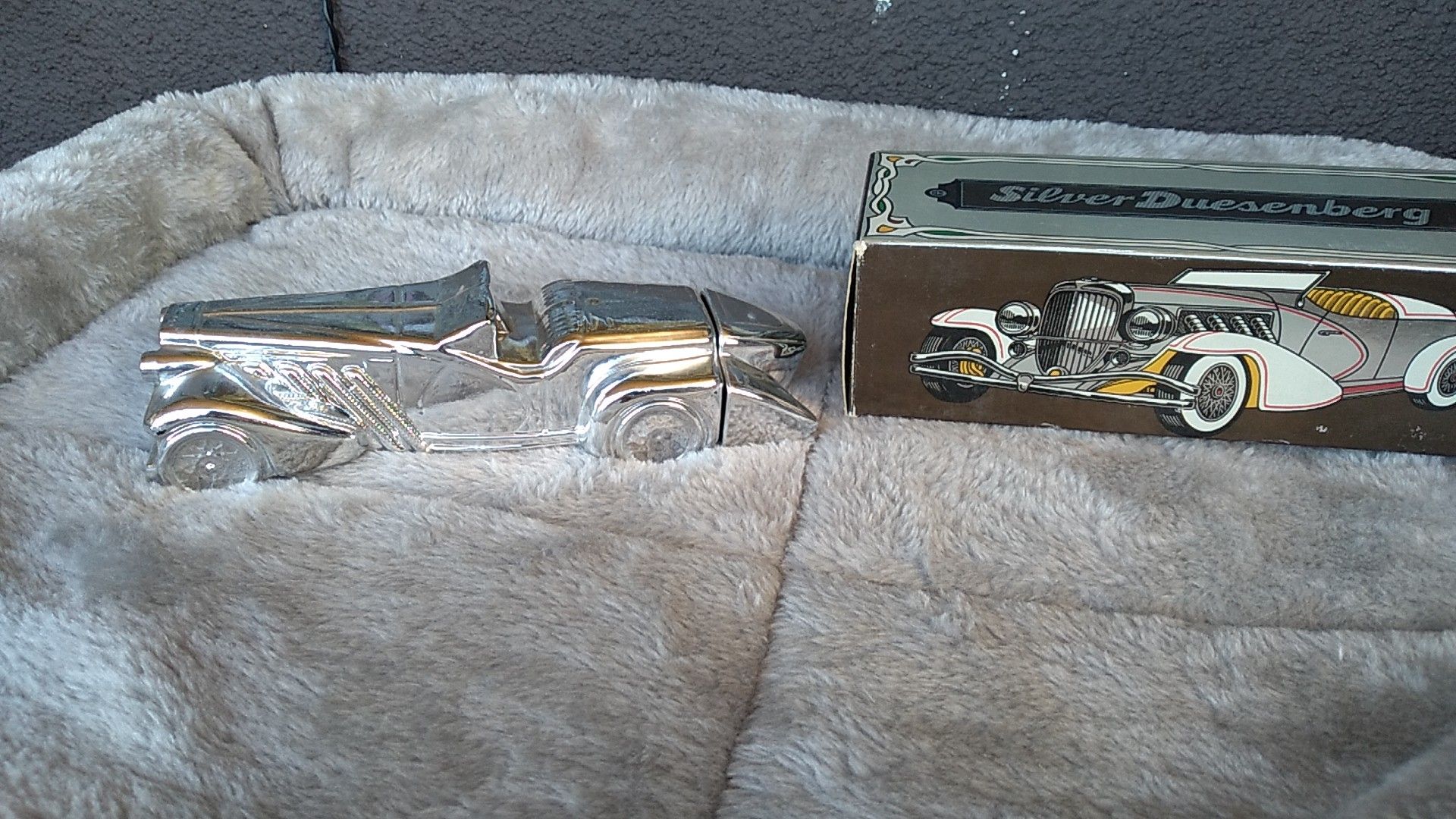 Vintage Avon silver Duesenberg Wild Country aftershave 6 fluid