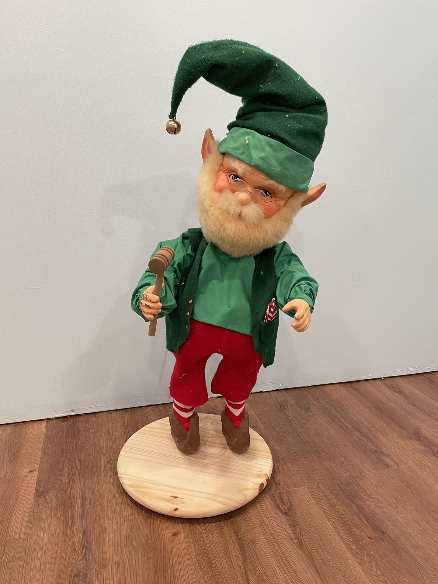 46” Tall Commercial Quality Animated Christmas Elf