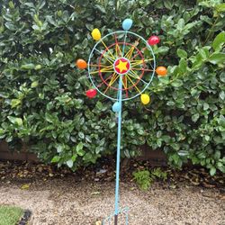 Garden Stake Solar Spinner