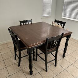 Extendable Dining Table