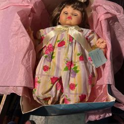 Yellow Ribbon, Pussycat Collectible, Doll