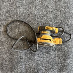 Dewalt Corded Sander No Dust Bag