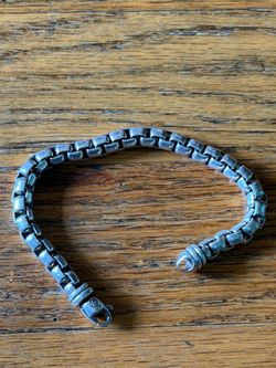 David Yurman bracelet ( 8.5 inch long ) 9mm