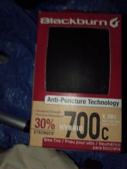 700c tire