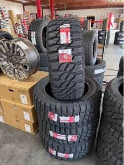 35x12.50x22 mud tires
