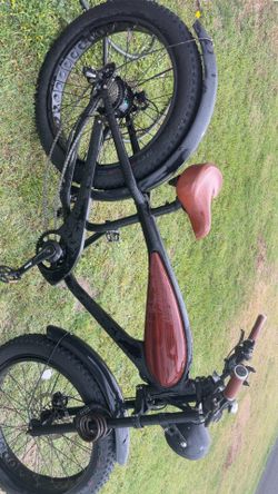 Revi Cheetah 750W Cafe Racer E-Bike – Fat Tire