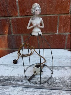 1920’s Victorian Boudoir lamp
