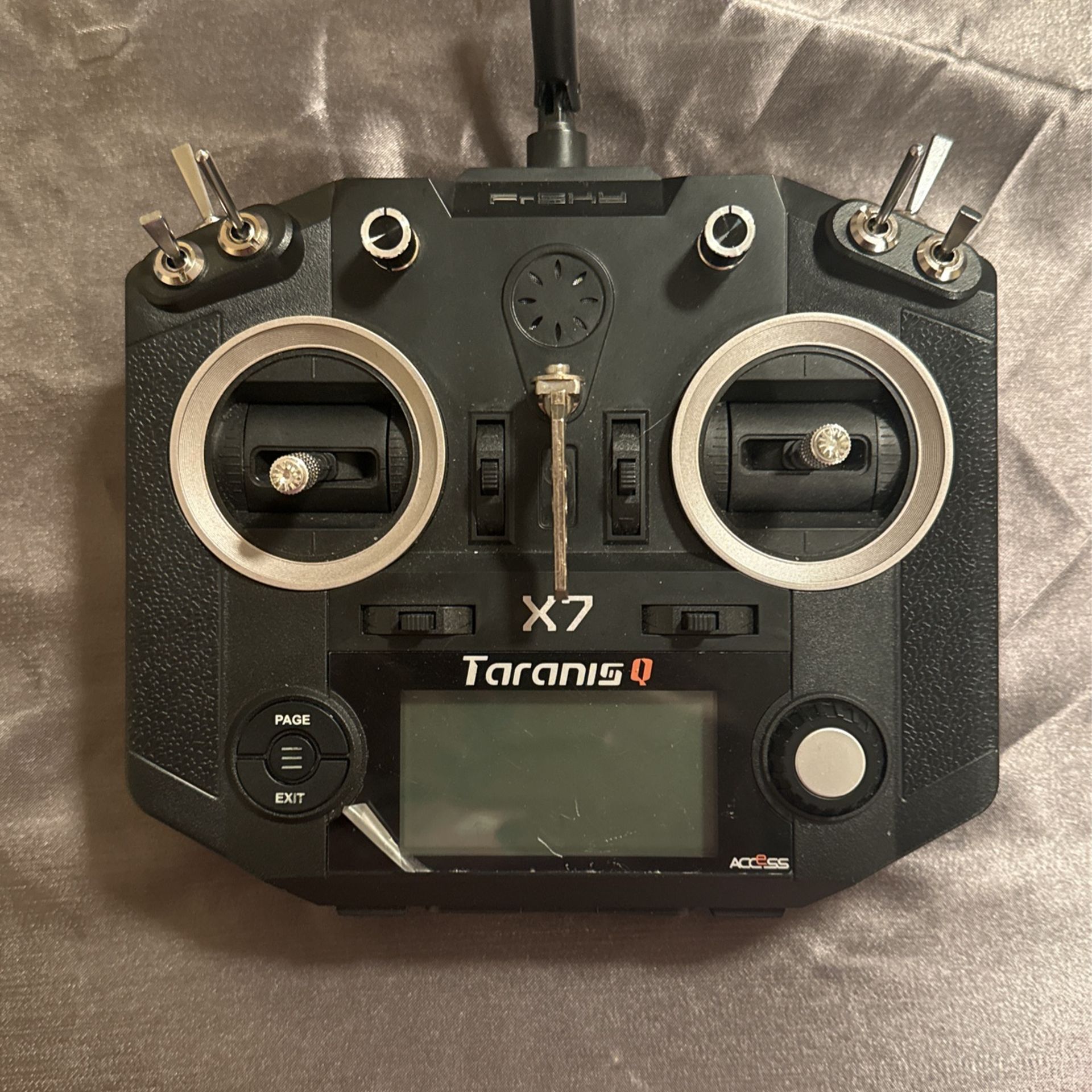 Taranis Qx7 With Access And XJT Modules