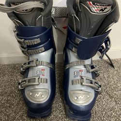 NORDICA GT-S 8 Ski Boots. 