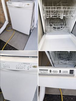 Whirlpool Quiet Partner II Dishwasher
White.  Good Working Condition.  Hoses Included.