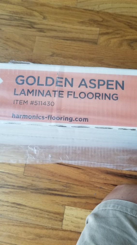 Harmonic Golden Aspen Laminate Floor New Box Plus 5 Pieces For In Monterey Park Ca Offerup
