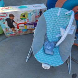 Baby Bouncer Seat with Harness