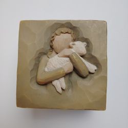 Willow Tree Susan Lordi Trinket Box ~ Peace on Earth ~ Girl with Lamb 2004