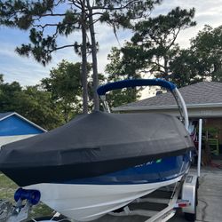 2017 Regal 2000ES BOWRIDER — Sweet Boat! We Finance ! 