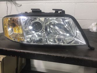 Oem Audi A6 right side headlight