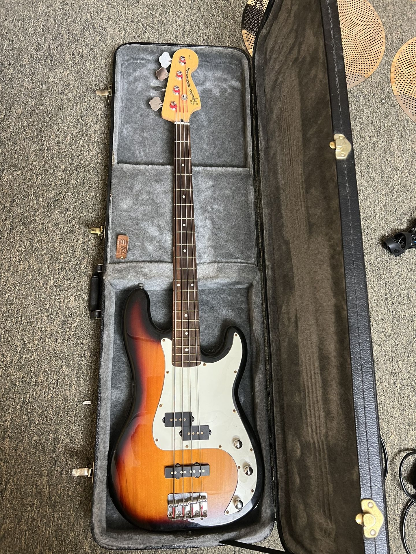 Squier Precision Bass