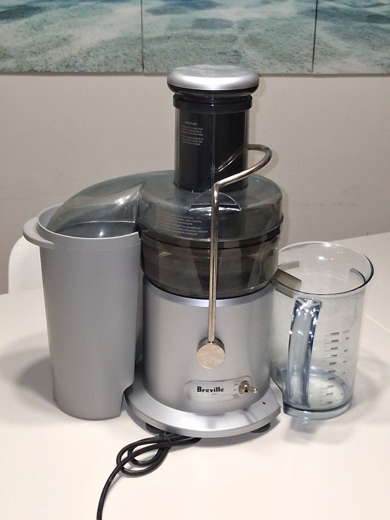 Juicer - Used Breville Juice Fountain Plus JE98XL, Silver