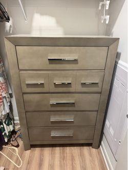 Queen LED Bed Frame + Matching Chest – Great Condition